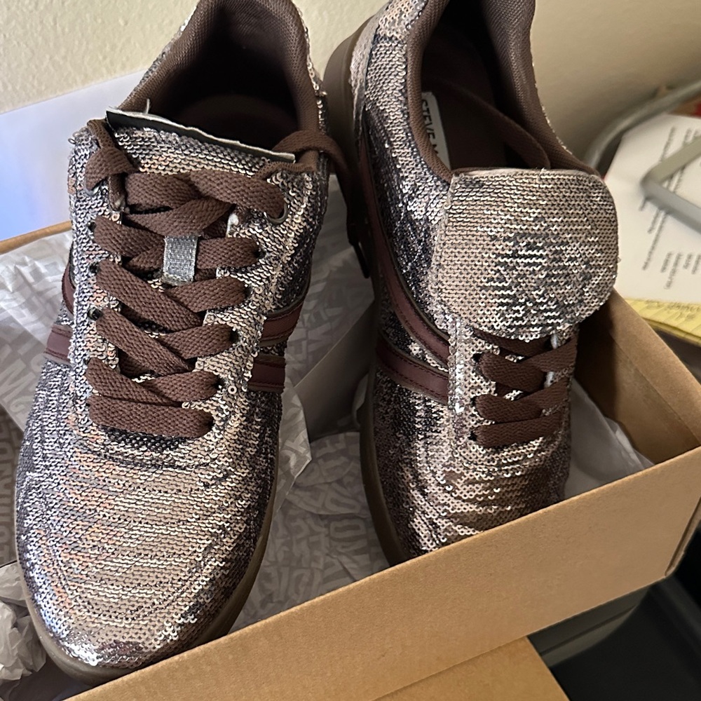 Women's Brown Sequin Low-Top Sneakers with Brown Laces